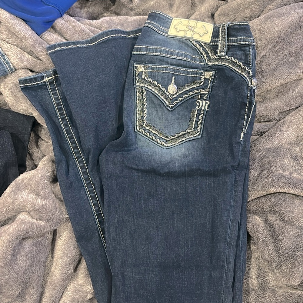 Super cute stretch miss me women’s jeans size 30